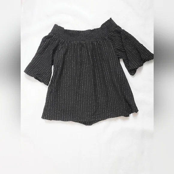 NWOT!Off The Shoulder Button Front Metallic Striped Women's Boho Chic Top Small - Picture 3 of 9